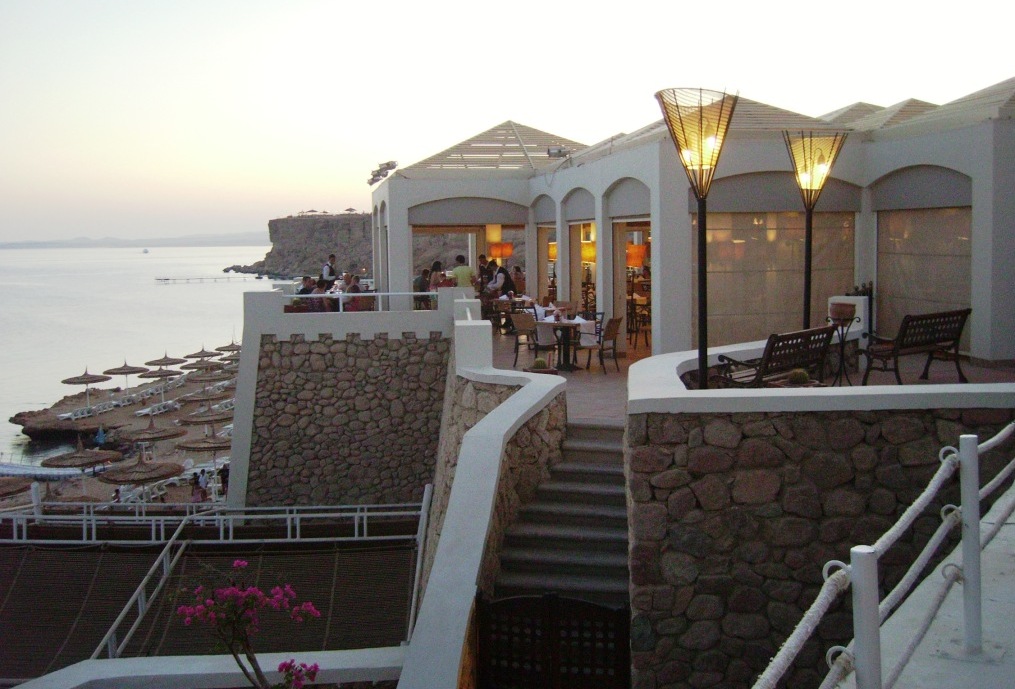 Restaurace nad plazi.JPG