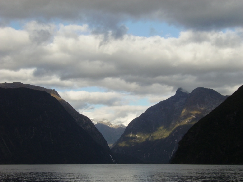 Milford Sound.JPG